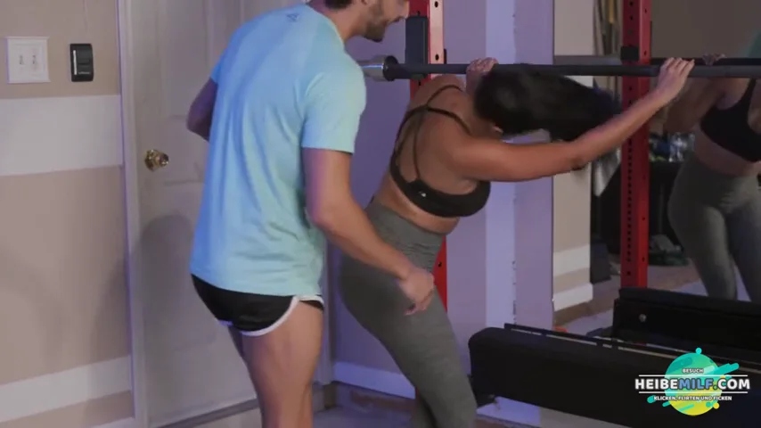 Jolla pr xxx se la follan en el gym