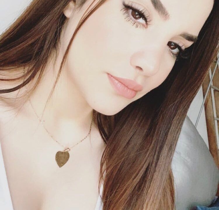 Kimberly Loaiza pack