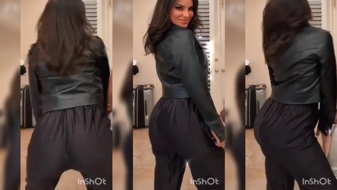 Kimberly Loaiza pack desnuda