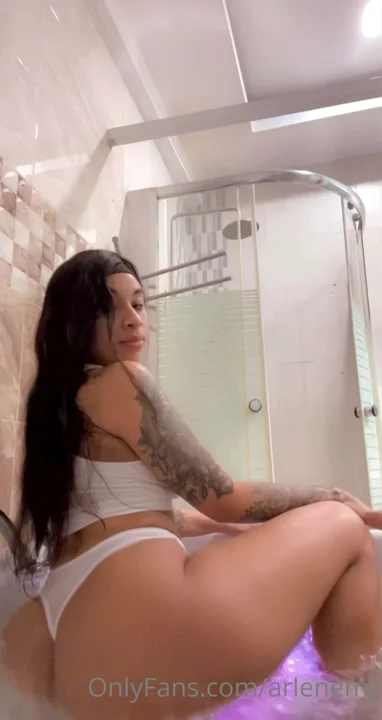Dominicana Arlene Mc xxx