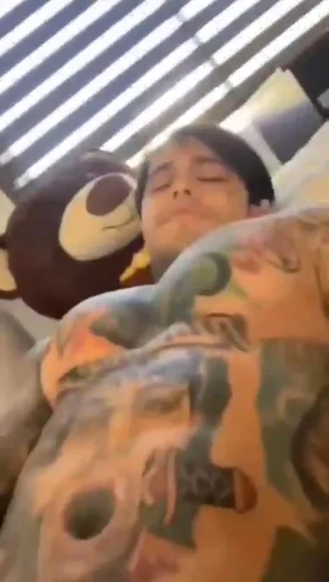 Yeferson Cossio masturbandose XXX