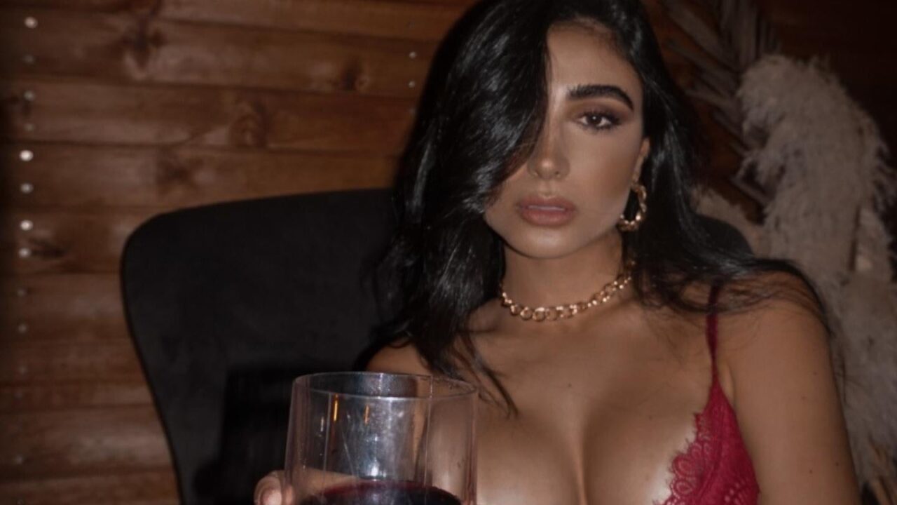 sara lievano desnuda xxx (1)