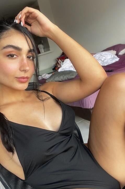 sara lievano desnuda xxx (1)