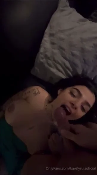 karely-ruiz_xxx_lesbianas_videos-porno2