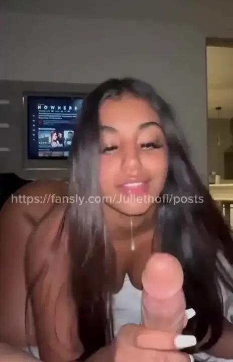 Julieth Diaz mamando verga xxx