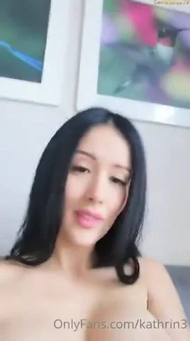 Kathrin3 squirt con pepino