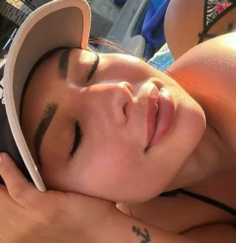 lauravan