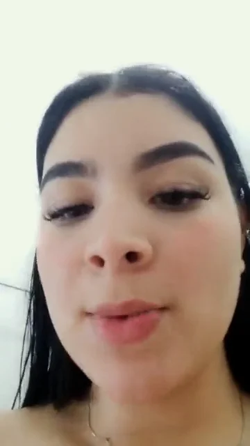 Marianvgl xxx sacandose la leche bien rico