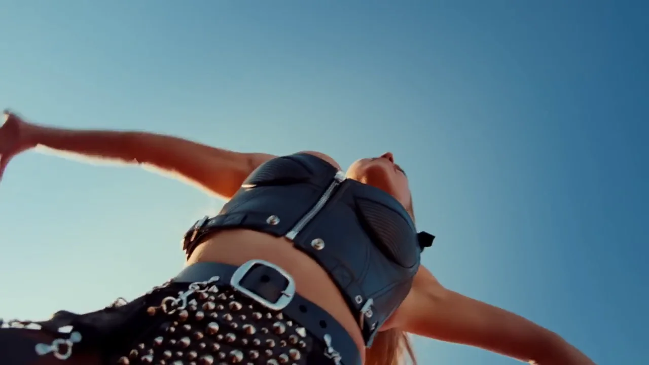 Sydney Sweeney xxx Angry - Music Video