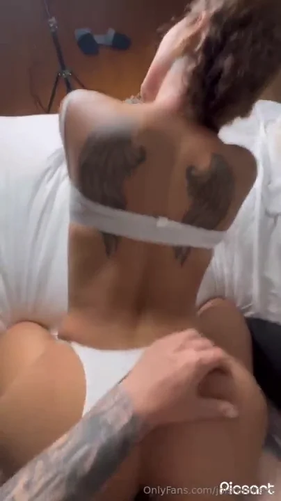 Jois Ramirez xxx recibiendo la leche en la cara