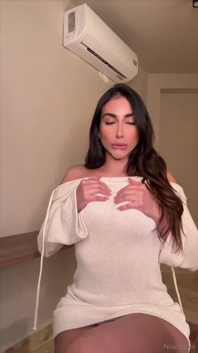 Niacruzxo xxx masturbandose para sus fans