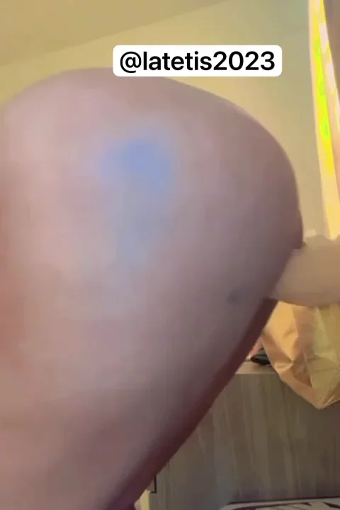 La tetis xxx masturbandose con dildo